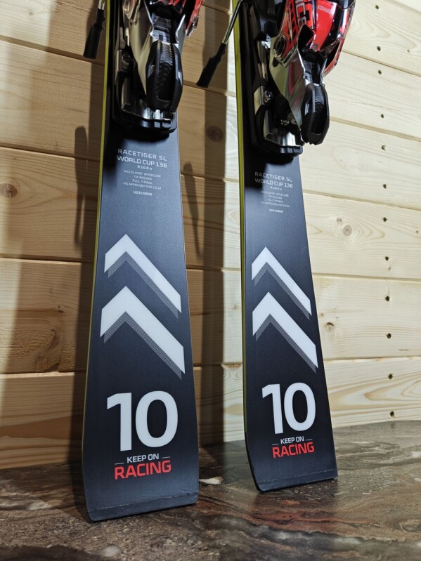 LYŽE VOLKL RACETIGER SL WORLDCUP JR FIS 136CM --MODEL 2024--